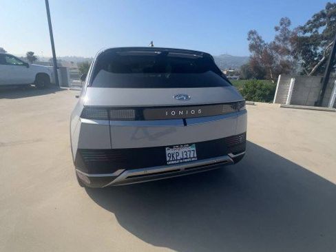 Used 2024 Hyundai Ioniq 5 SEL image 7