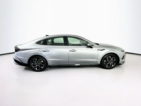 Used 2025 Hyundai Sonata SEL FWD image 10