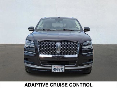 Used 2024 Lincoln Navigator Reserve AWD/4WD image 8
