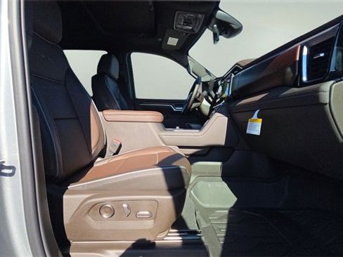 New 2026 GMC Sierra 2500 Denali w/ Technology Package image 14