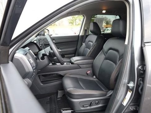 Certified 2025 Nissan Pathfinder SL AWD/4WD image 22