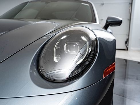 Certified 2025 Porsche 911 Carrera RWD image 16