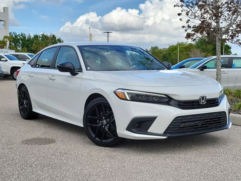 Used 2023 Honda Civic Sport image 32