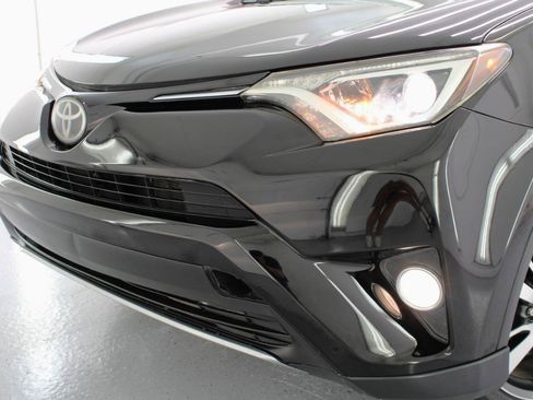Used 2017 Toyota RAV4 XLE FWD image 20