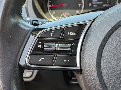 Used 2021 Kia Seltos S FWD image 23