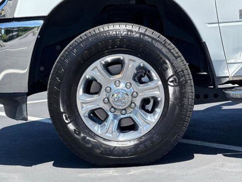 Used 2024 RAM 2500 Big Horn AWD/4WD image 15