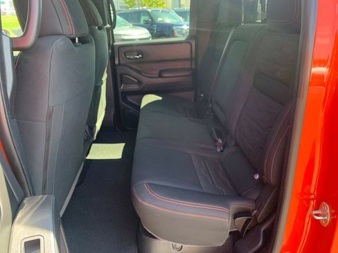 Used 2025 Nissan Frontier PRO-4X w/ Pro Convenience Package AWD/4WD image 23