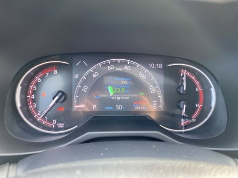 Used 2023 Toyota RAV4 XLE image 17