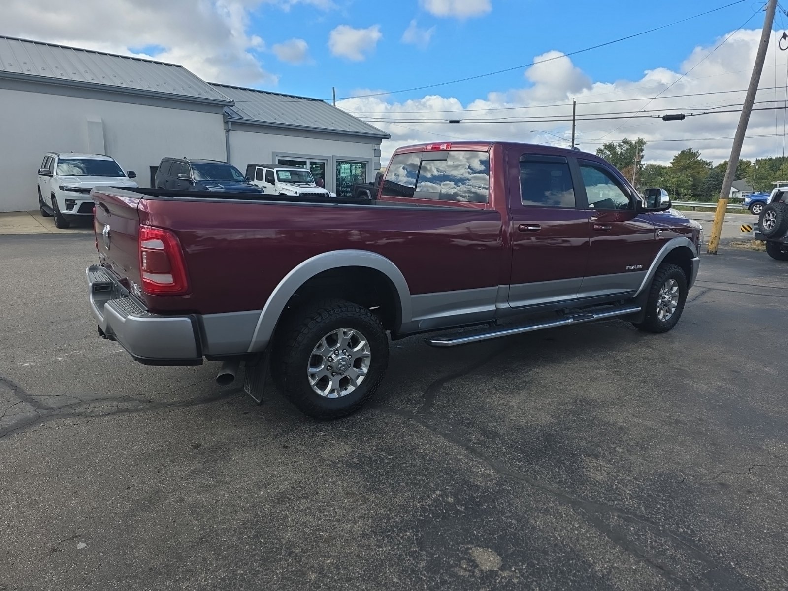 Used 2021 RAM 3500 Laramie AWD/4WD image 5
