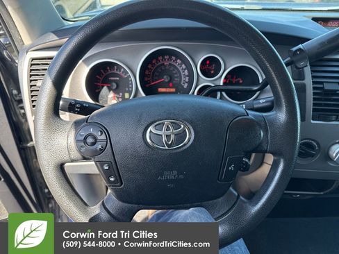 Used 2013 Toyota Tundra 4x4 Double Cab Long Bed w/ Convenience Pkg image 8