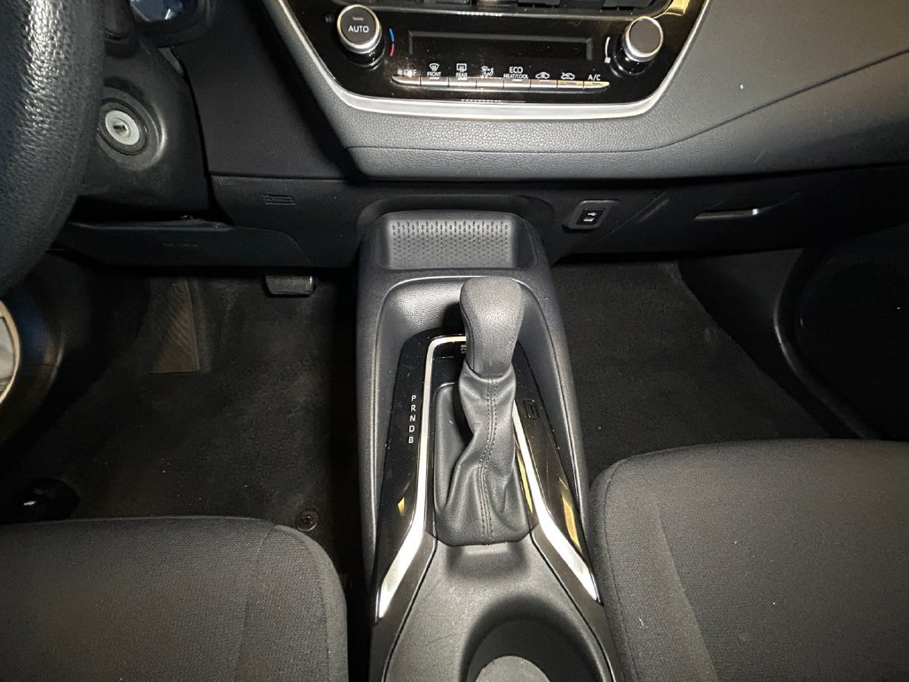 Used 2024 Toyota Corolla LE FWD image 11