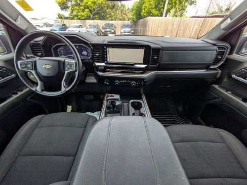 Used 2023 Chevrolet Silverado 1500 LT RWD image 15