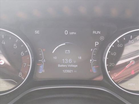 Used 2019 Jeep Compass Limited image 10