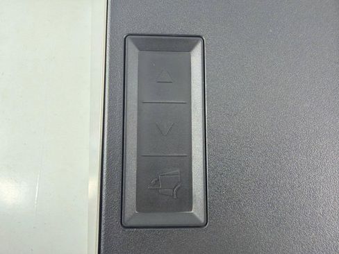 Used 2024 Tesla Cybertruck AWD Crew Cab image 21