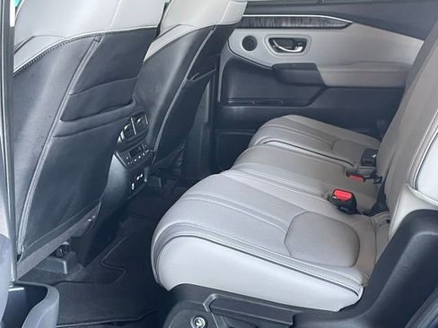 Certified 2023 Honda Pilot Elite image 16