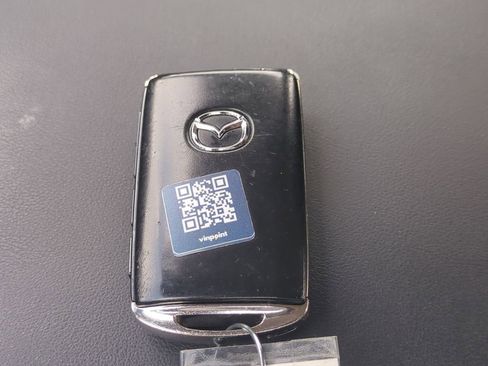 Used 2021 MAZDA MAZDA3 Sedan FWD image 30