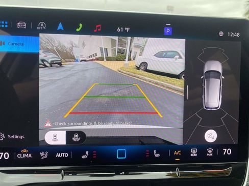 Certified 2025 Volkswagen Tiguan S w/ 18" Wheel Package image 25