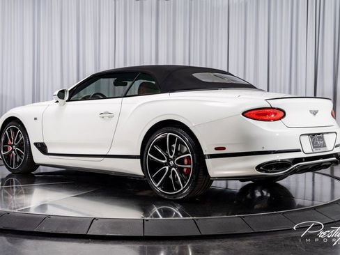 Used 2020 Bentley Continental GT First Edition image 20