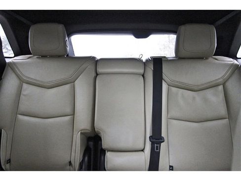 Used 2019 Cadillac XT5 Luxury image 12