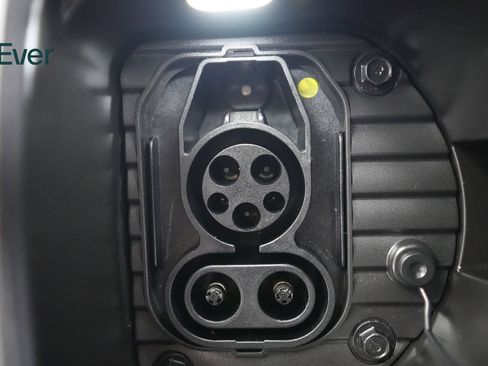 Used 2024 Hyundai Ioniq 6 SEL RWD image 10
