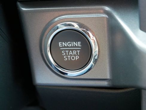 Used 2025 Ford F150 XLT w/ Equipment Group 302A MID image 19