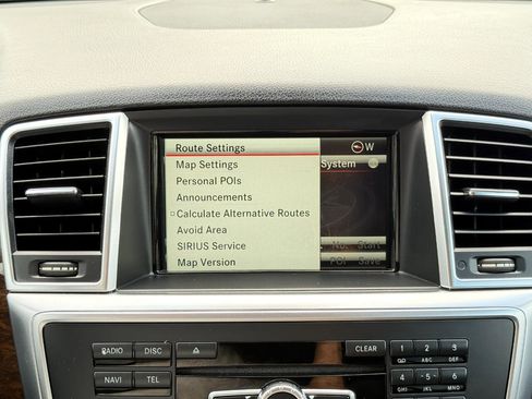 Used 2015 Mercedes-Benz ML 350 ML350 4MATIC w/ Premium 1 Package image 53