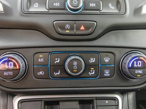 Used 2023 GMC Terrain SLE w/ Driver Convenience Package FWD image 29
