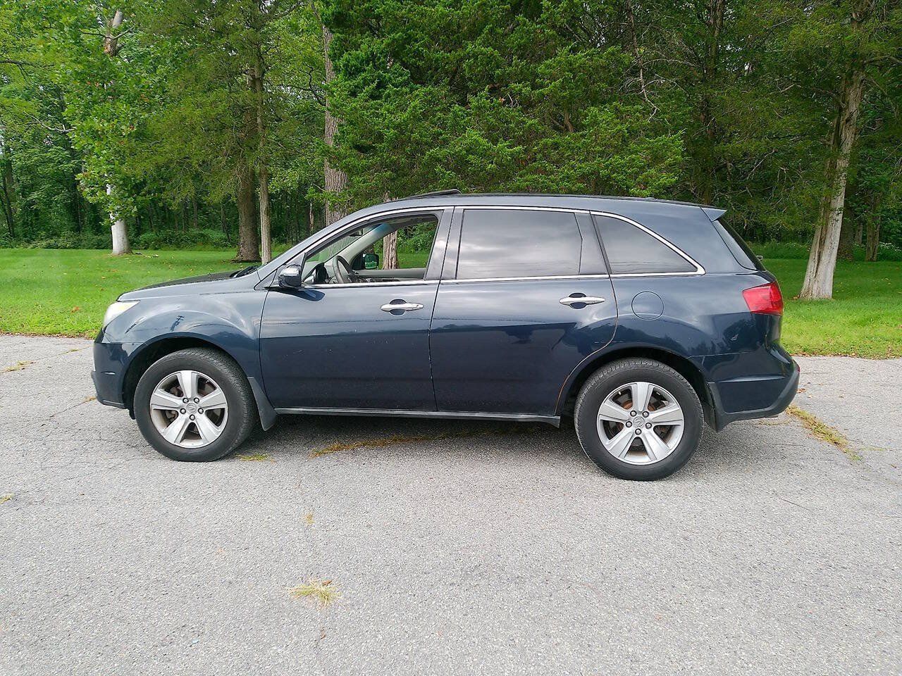 Used 2011 Acura MDX w/ Technology Package AWD/4WD image 17