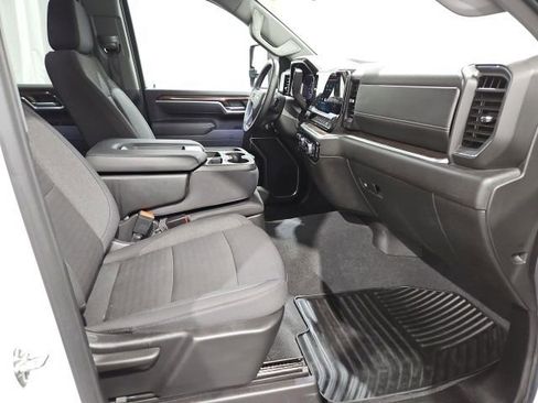 Used 2025 Chevrolet Silverado 2500 LT w/ Safety Package AWD/4WD image 24