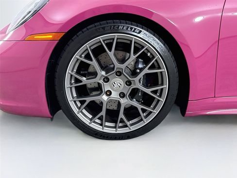 Used 2023 Porsche 911 Targa 4S w/ Premium Package AWD/4WD image 27