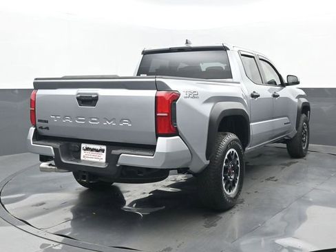 Used 2025 Toyota Tacoma TRD Off-Road image 20