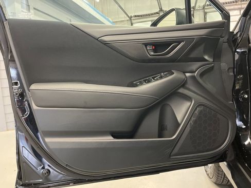 Used 2025 Subaru Outback w/ Popular Package #1A image 9