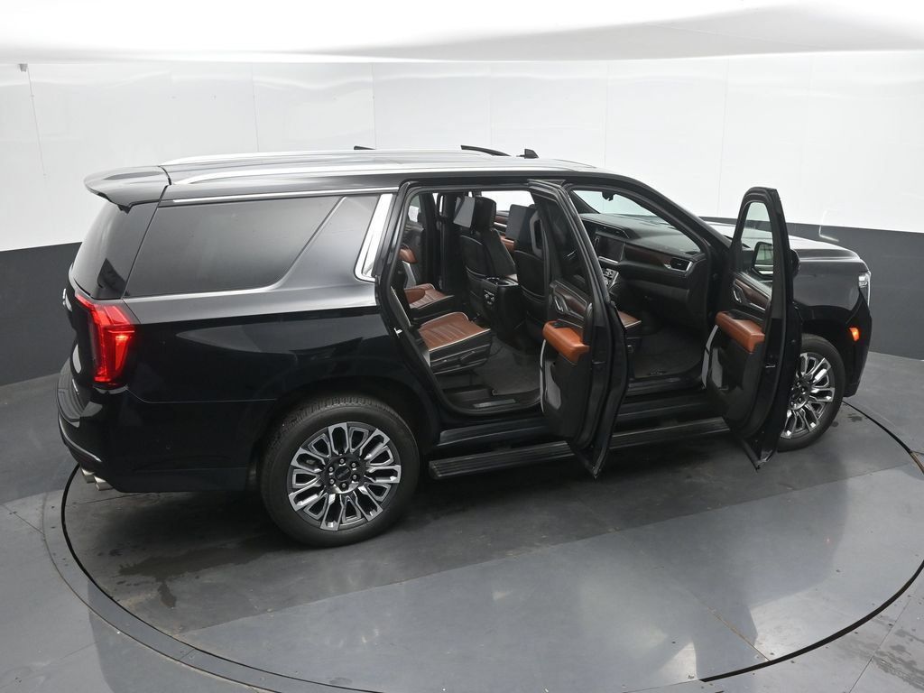 Used 2023 GMC Yukon Denali Ultimate w/ LPO, Floor Liner Package AWD/4WD image 51