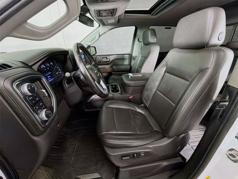Used 2019 GMC Sierra 1500 SLT w/ SLT Premium Package AWD/4WD image 2