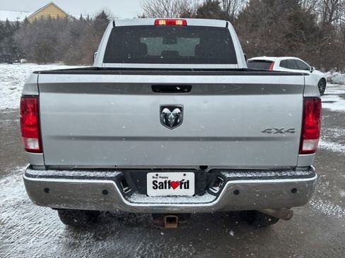 Used 2018 RAM 2500 Tradesman w/ Chrome Appearance Group image 5