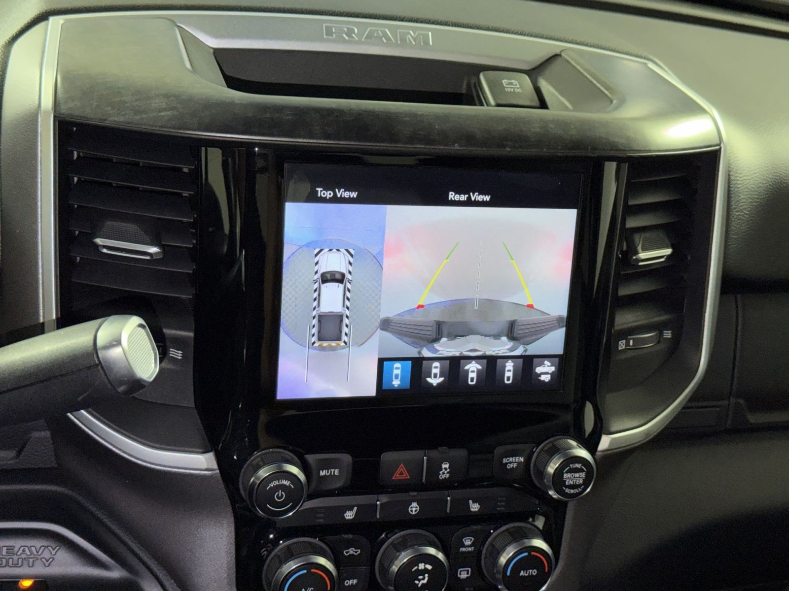 Used 2020 RAM 2500 Big Horn w/ Towing Technology Group AWD/4WD image 19