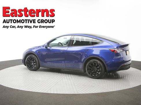 Used 2023 Tesla Model Y Long Range AWD/4WD image 57