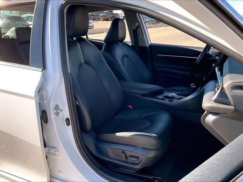 Used 2024 Toyota Camry XSE image 8