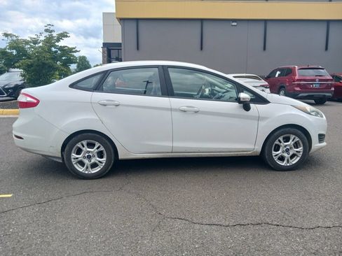 Used 2016 Ford Fiesta SE FWD image 8