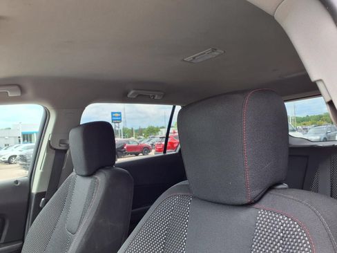 Used 2016 GMC Terrain SLE w/ Convenience Package AWD/4WD image 18