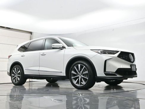 Used 2025 Acura MDX SH-AWD w/ Technology Package image 37