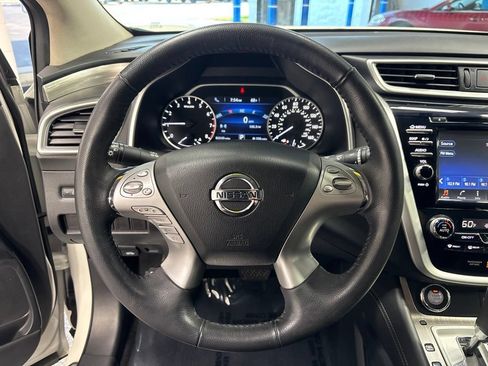 Used 2018 Nissan Murano SV w/ Cargo Package AWD/4WD image 12