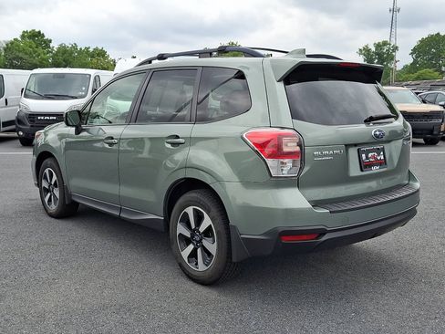 Used 2018 Subaru Forester 2.5i Premium AWD/4WD image 7