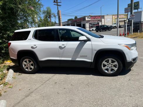Used 2019 GMC Acadia SLE FWD image 4