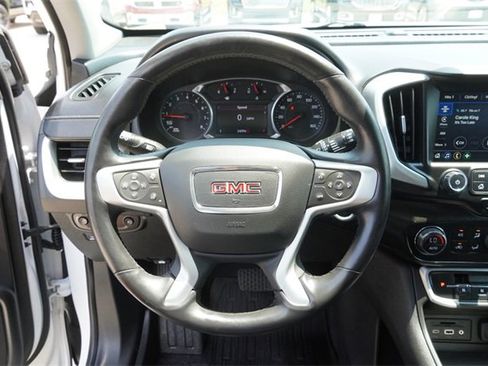 Used 2022 GMC Terrain SLT w/ LPO, Floor Liner Package image 27