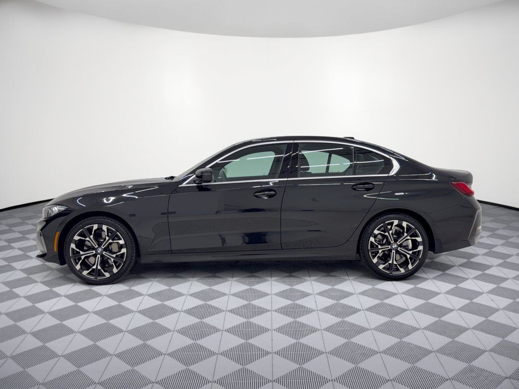 Used 2026 BMW 330i Sedan RWD image 2