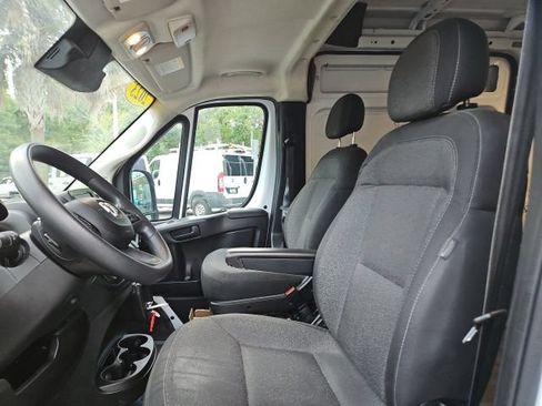 Used 2023 RAM ProMaster 2500 FWD image 10