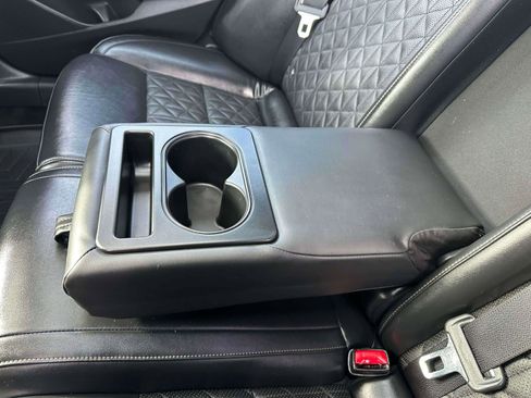 Used 2017 Nissan Maxima Platinum image 10