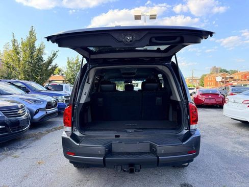 Used 2012 Nissan Armada SV AWD/4WD image 8