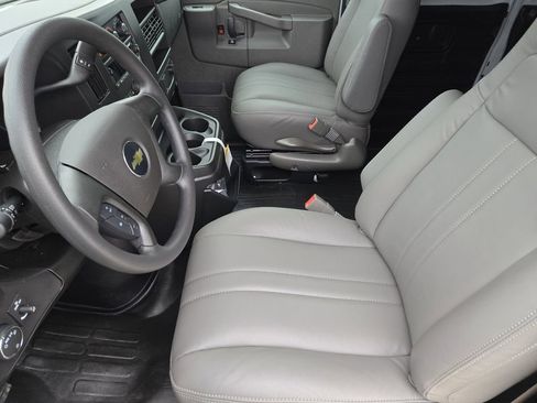 New 2025 Chevrolet Express 2500 w/ Driver Convenience Package RWD image 9